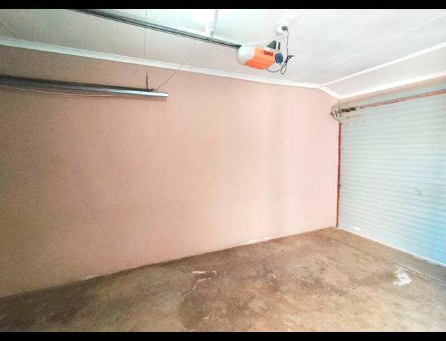 3 BEDROOM HOUSE FOR SALE IN IVY PARK